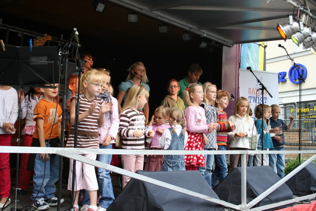 gal/2009/2009 Borbecker Marktfest 06.09/2009 Saitentwist Borbecker Marktfest 06.09. 215.jpg